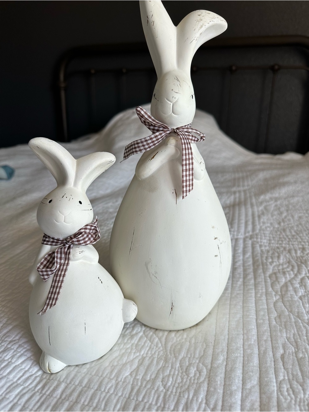 Pier 1 Distressed White Bunny Rabbit Figurines Set of 2 – Farmhouse Easter Decor